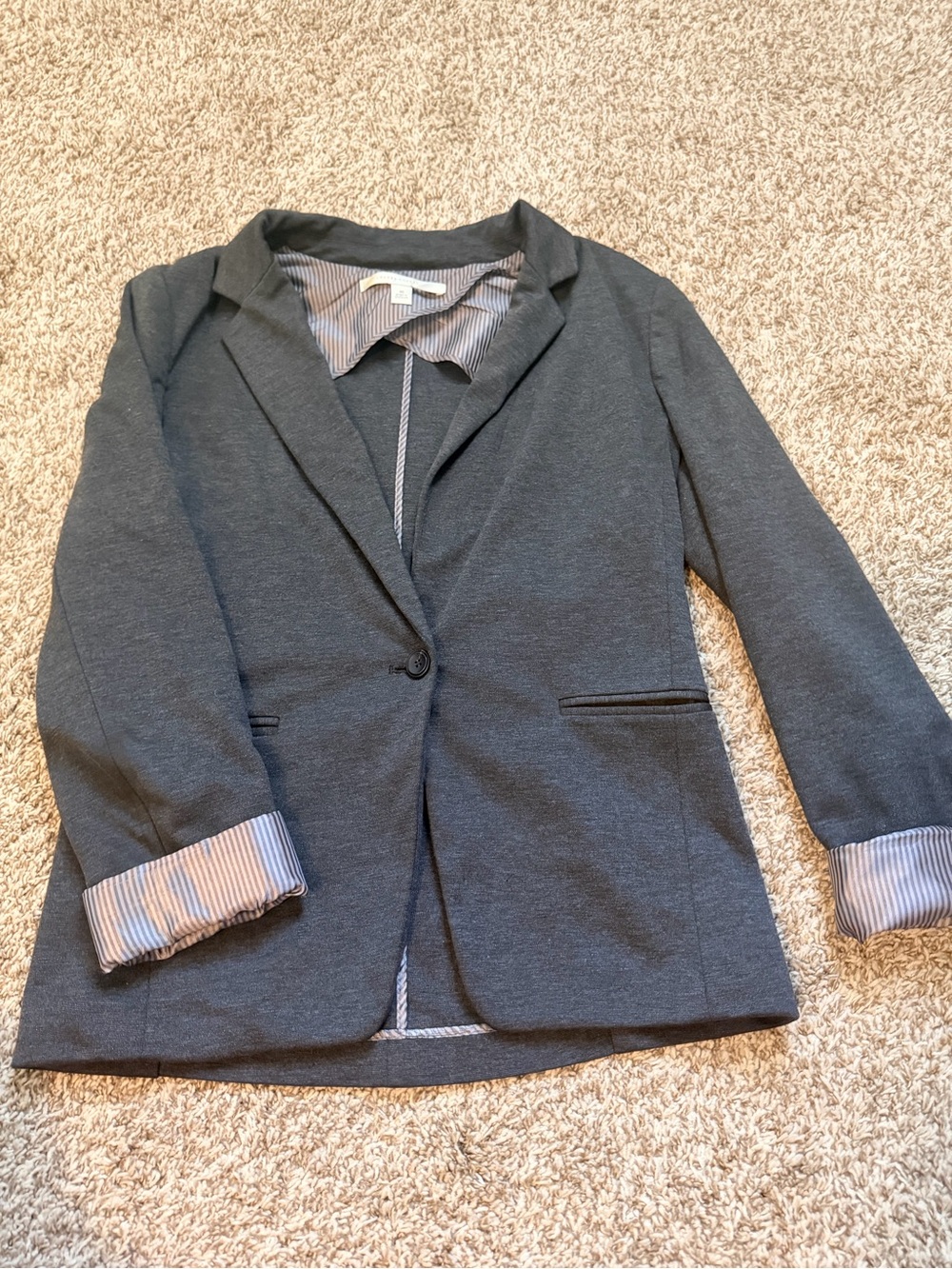 Women’s Charcoal Gray 3/4 Sleeve, Single-Button Blazer
